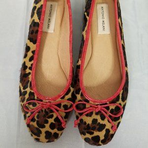 Antonio Melani animal print with red trim flats size 7.5
